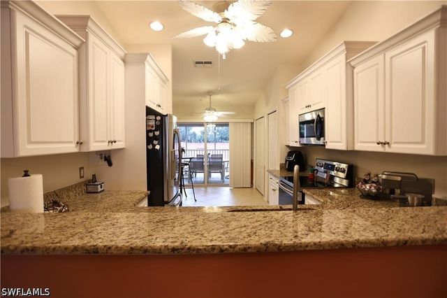 2770 Cypress Trace CIR 2423A, Naples, FL 34119