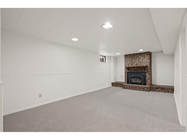 10 Joan Dr, Denver, CO 80221