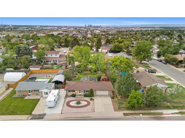 10 Joan Dr, Denver, CO 80221