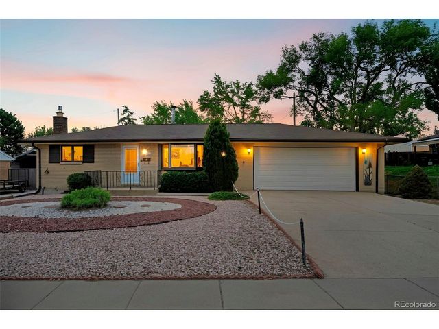 10 Joan Dr, Denver, CO 80221
