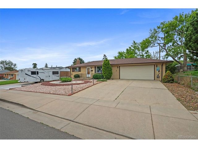 10 Joan Dr, Denver, CO 80221