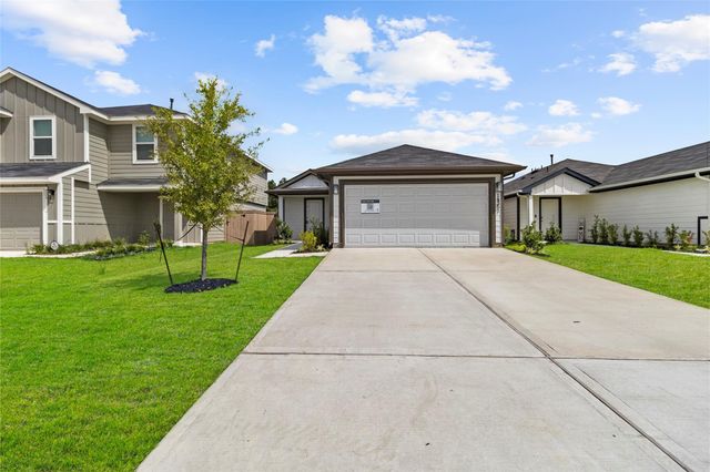 14351 Leafy Willow Drive, Splendora, TX 77372
