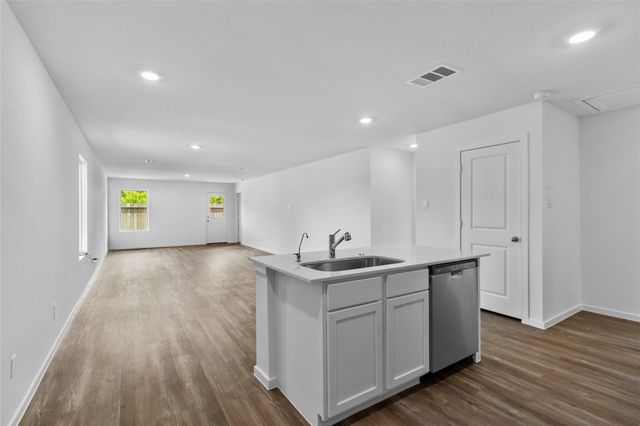 14351 Leafy Willow Drive, Splendora, TX 77372
