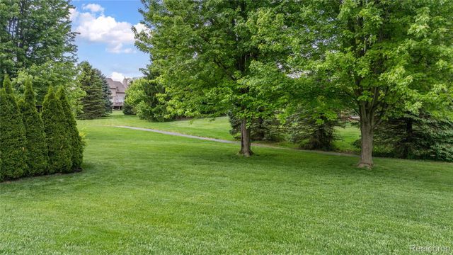 13750 Embers Court, Plymouth Charter Township, MI 48170