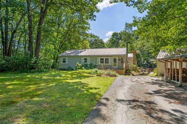 62 Castle Rock Road, Barrington, NH 03825
