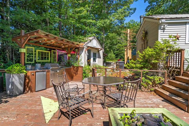 62 Castle Rock Road, Barrington, NH 03825