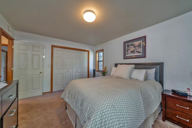 3024 Rampart Ct, Pollock Pines, CA 95726