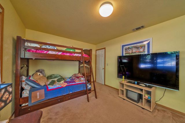 3024 Rampart Ct, Pollock Pines, CA 95726