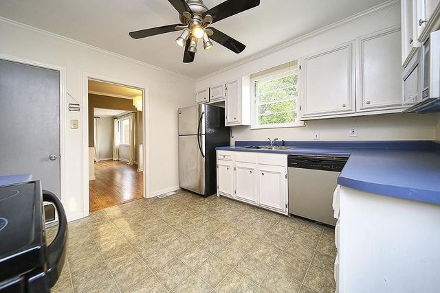 2725 Mailan Dr, Nashville, TN 37206