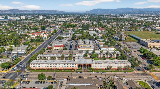 400 N Acacia D35, Fullerton, CA 92831