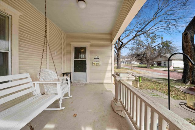 713 N Commerce Street, Gainesville, TX 76240