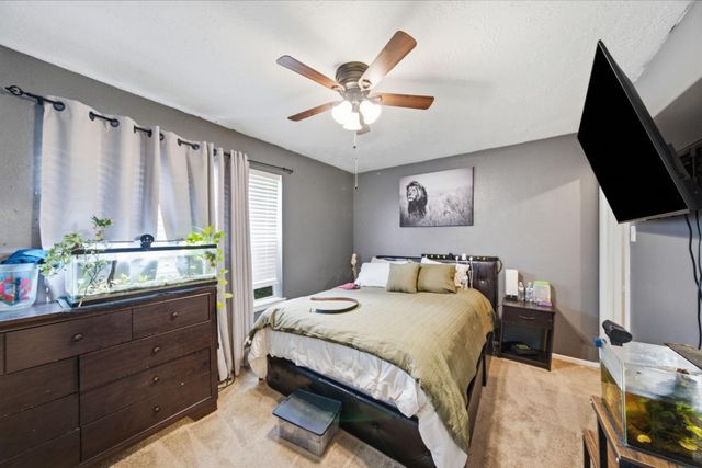 411 Forest Hills Drive, League City, TX 77573