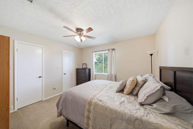 411 Forest Hills Drive, League City, TX 77573