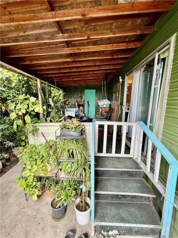 223 Madrid, Santa Ana, CA 92703