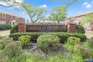 251 Bogert 2A, River Edge, NJ 07661