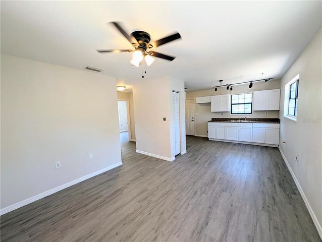 19942 SE 155TH PLACE, Umatilla, FL 32784