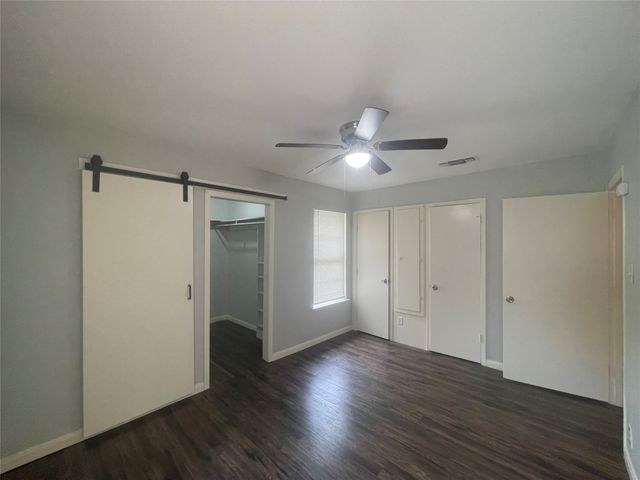 3509 Glenda Street, Haltom City, TX 76117