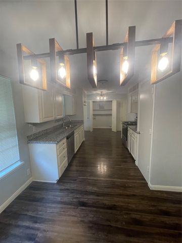 3509 Glenda Street, Haltom City, TX 76117