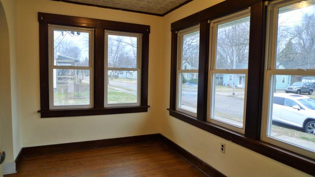 102 Yale Street, Battle Creek City, MI 49017