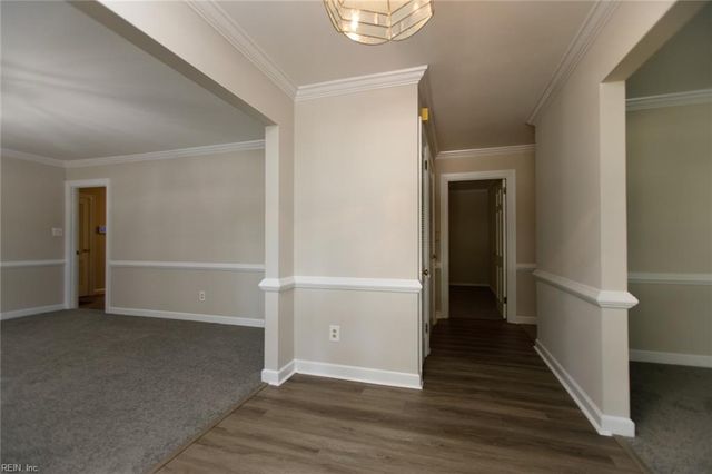 12 Beverly Hills DR, Newport News, VA 23606