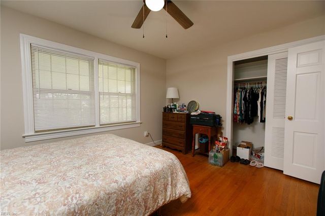 12 Beverly Hills DR, Newport News, VA 23606