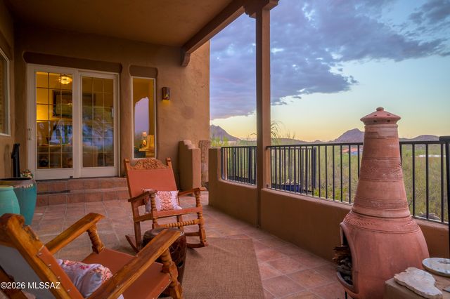 1061 N Mcelroy Place, Tucson, AZ 85745