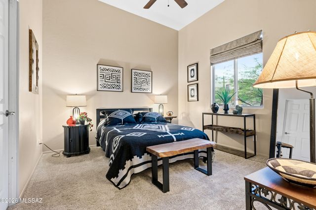 1061 N Mcelroy Place, Tucson, AZ 85745