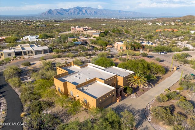 1061 N Mcelroy Place, Tucson, AZ 85745