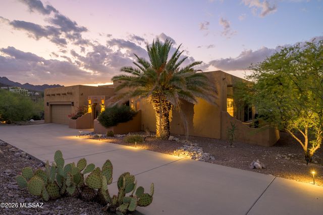 1061 N Mcelroy Place, Tucson, AZ 85745