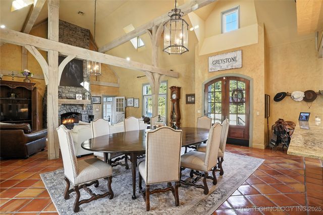 33021 S 625 Road, Grove, OK 74344