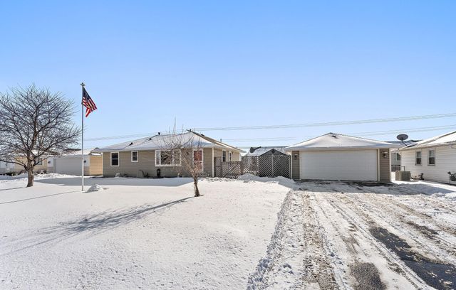 6871 90th Street S, Cottage Grove, MN 55016