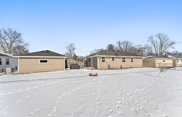 6871 90th Street S, Cottage Grove, MN 55016