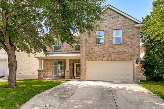 1305 James Cook, Windcrest, TX 78239