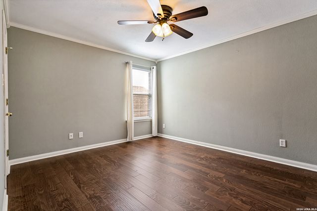 1305 James Cook, Windcrest, TX 78239