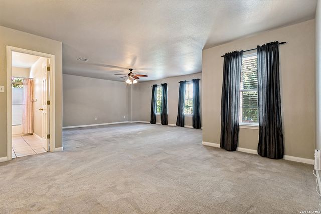 1305 James Cook, Windcrest, TX 78239