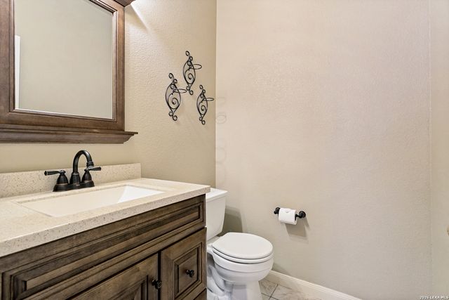 1305 James Cook, Windcrest, TX 78239