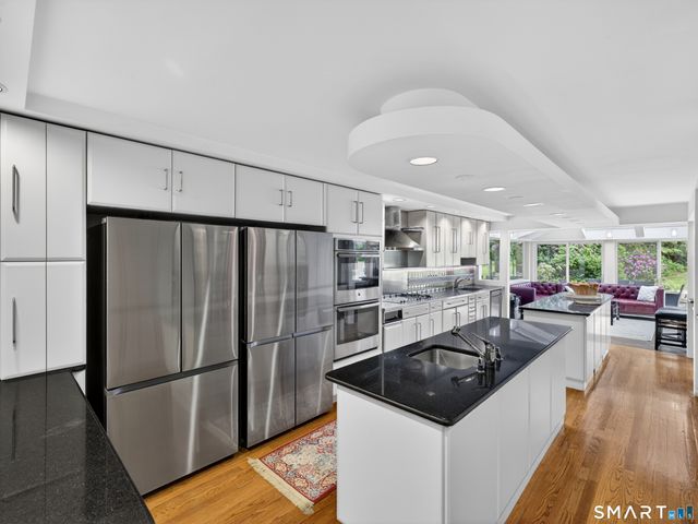 104 Parkway South, New London, CT 06320