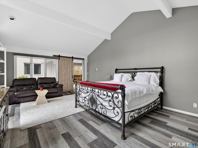 104 Parkway South, New London, CT 06320