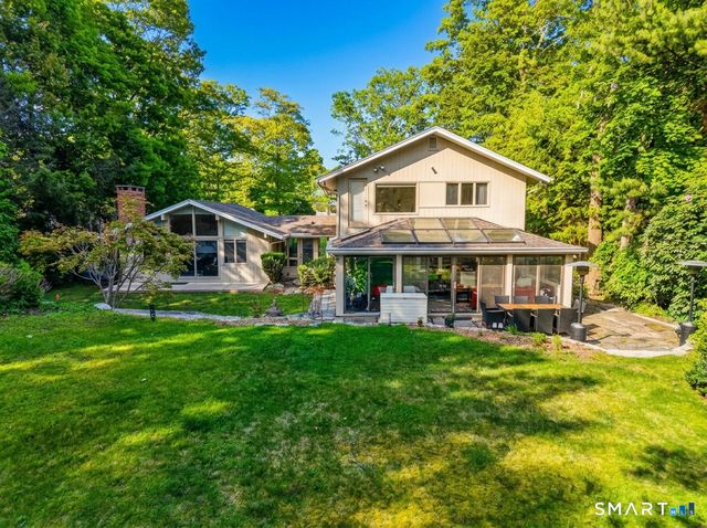 104 Parkway South, New London, CT 06320