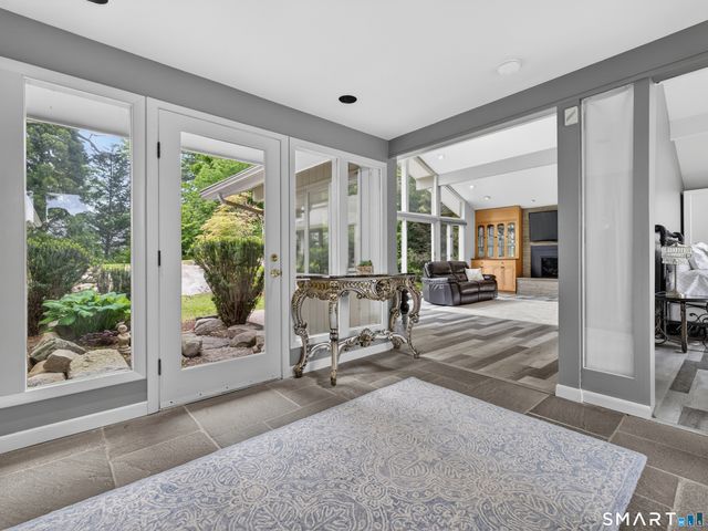 104 Parkway South, New London, CT 06320