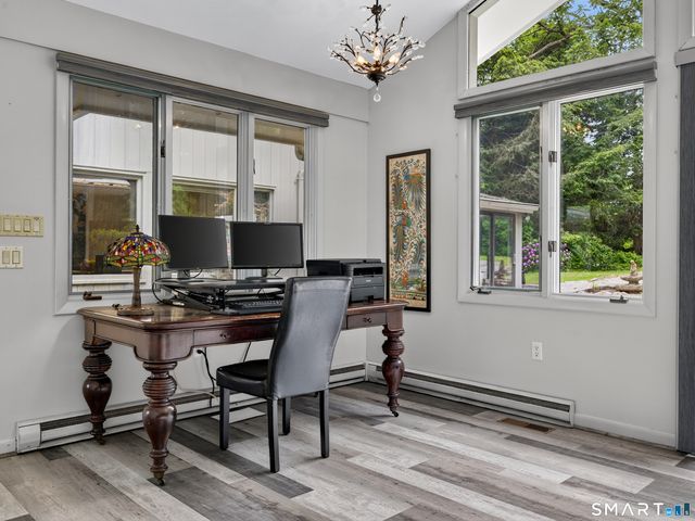 104 Parkway South, New London, CT 06320