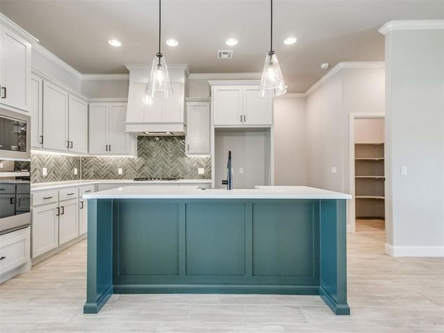 9220 SW 43rd Street, Oklahoma City, OK 73179