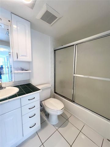 6937 Bay Dr 210, Miami Beach, FL 33141