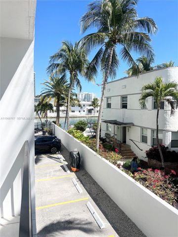 6937 Bay Dr 210, Miami Beach, FL 33141