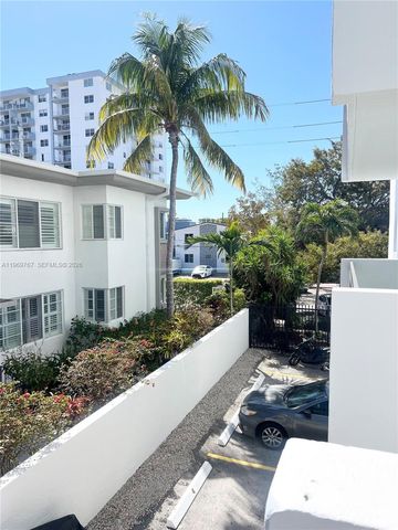 6937 Bay Dr 210, Miami Beach, FL 33141