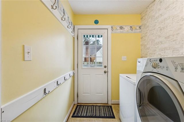 6514 Wyncote AVE, Gloucester, VA 23061