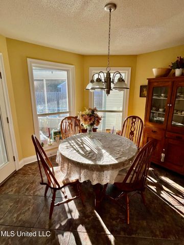 1301 Roswell Street, Pascagoula, MS 39581