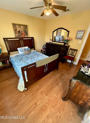 1301 Roswell Street, Pascagoula, MS 39581