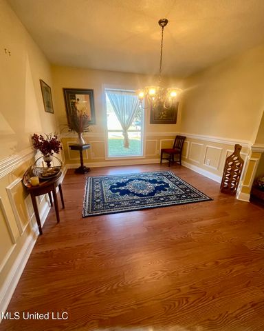 1301 Roswell Street, Pascagoula, MS 39581