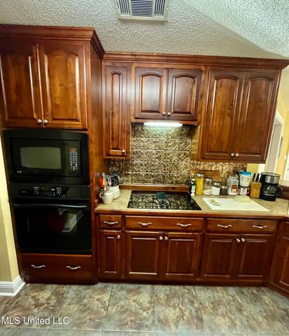 1301 Roswell Street, Pascagoula, MS 39581